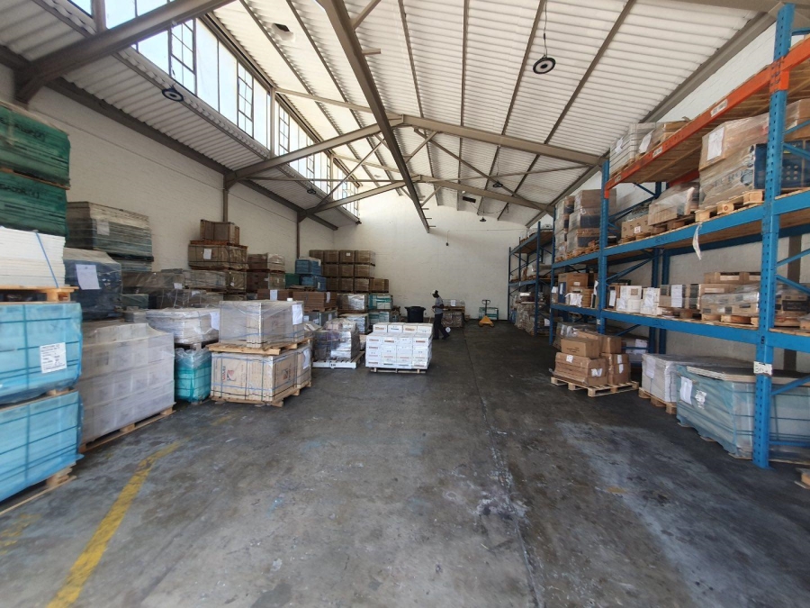 To Let commercial Property for Rent in Paarden Eiland Western Cape